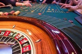 Studio VIP Roulette ina77 dengan dealer profesional dan roda roulette asli
